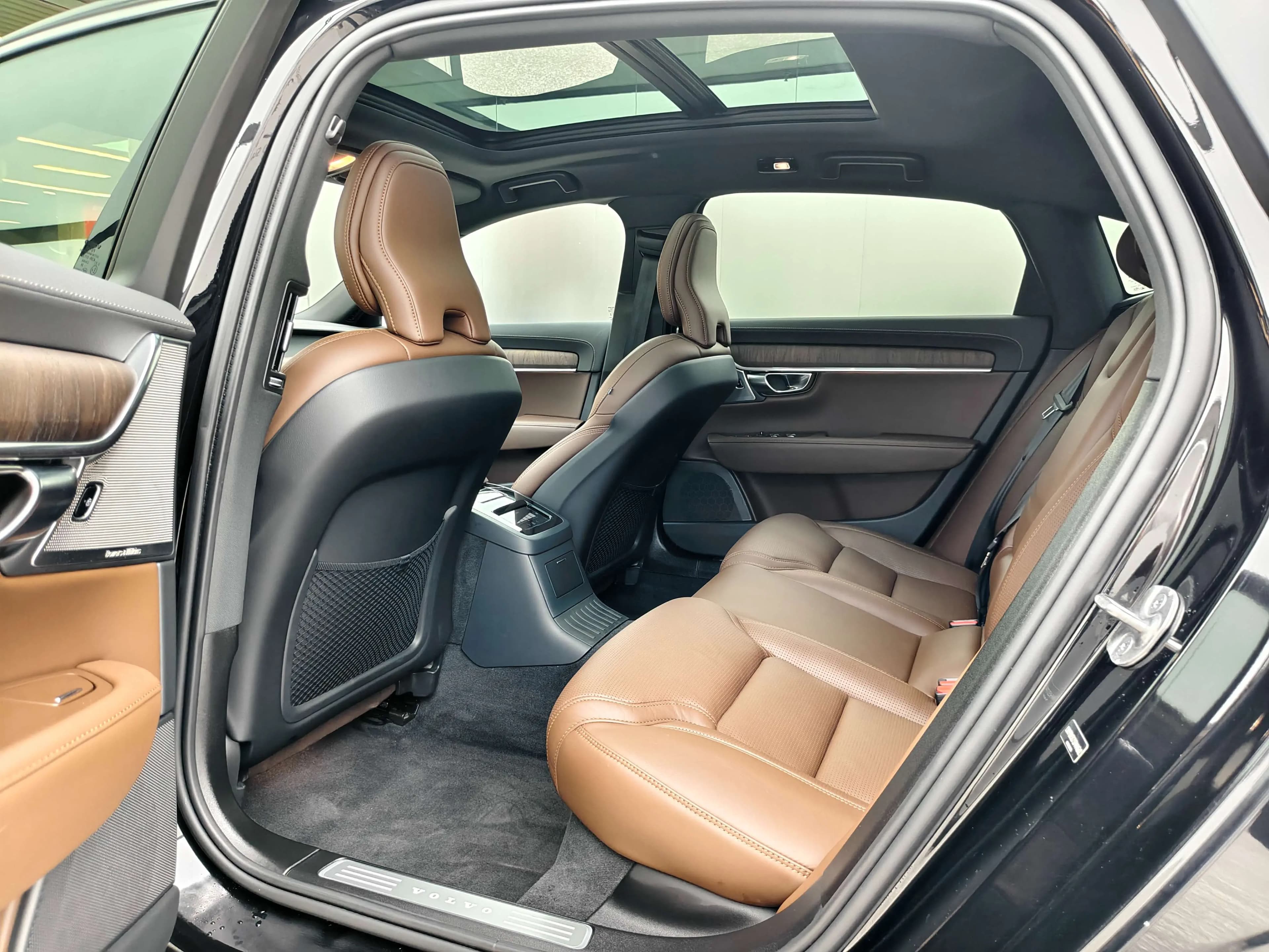 Volvo S90 PHEV 2024 г. 7101 км. — фото 10