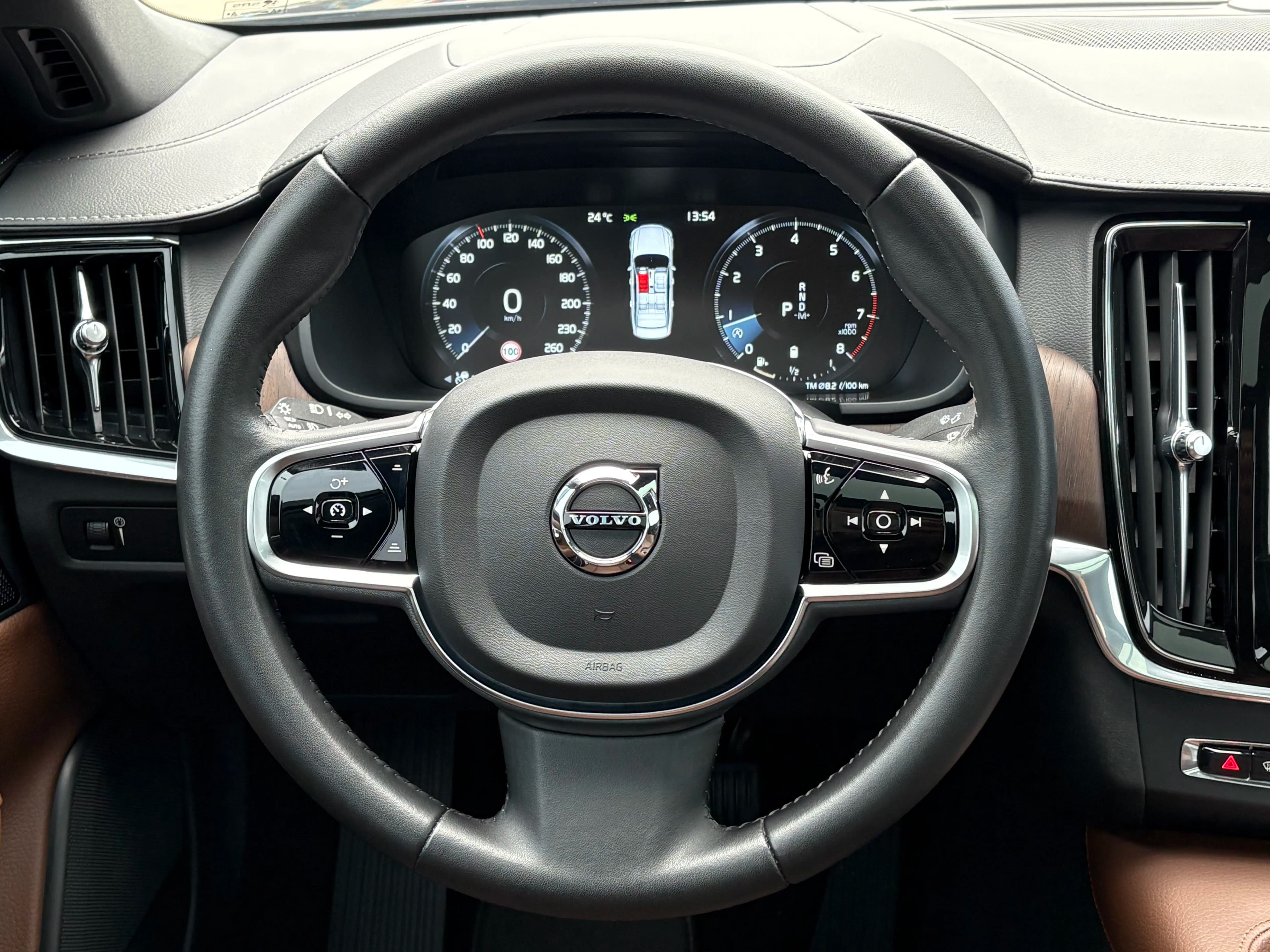 Volvo S90 2022 г. 29100 км. — фото 10