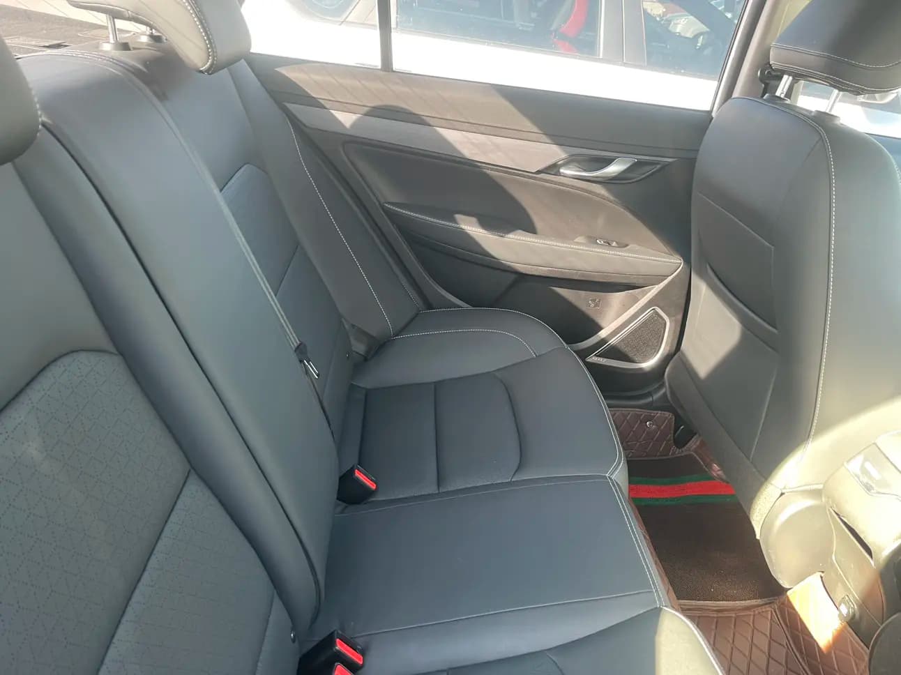 Geely Emgrand 2021 г. 20114 км. — фото 9