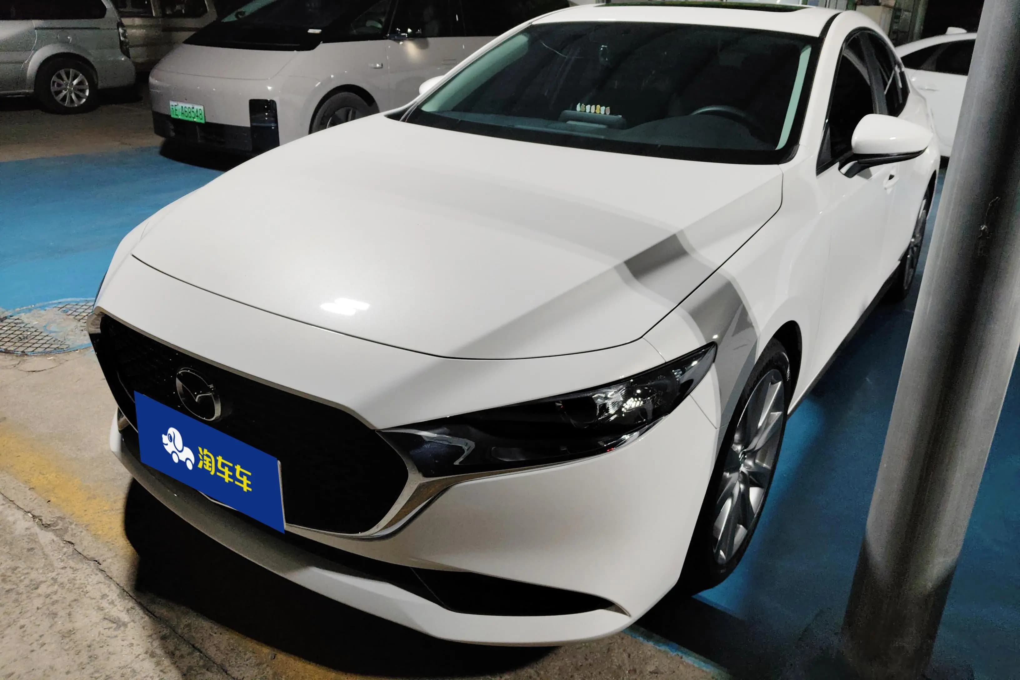 Mazda Axela 2023 г. 4616 км.
