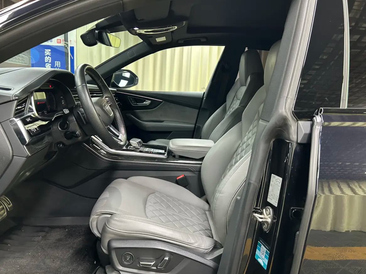 Audi Q8 2021 г. 71004 км. — фото 28