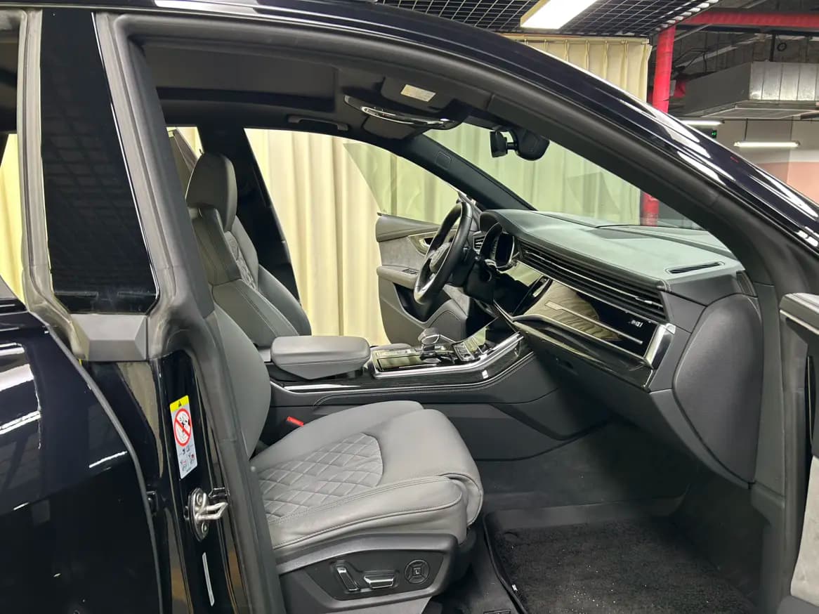 Audi Q8 2021 г. 71004 км. — фото 33