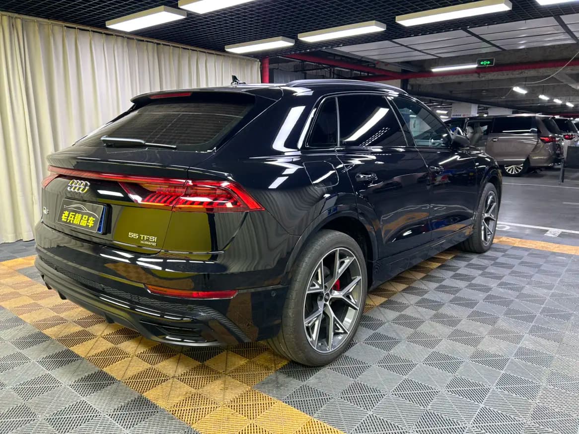 Audi Q8 2021 г. 71004 км. — фото 7