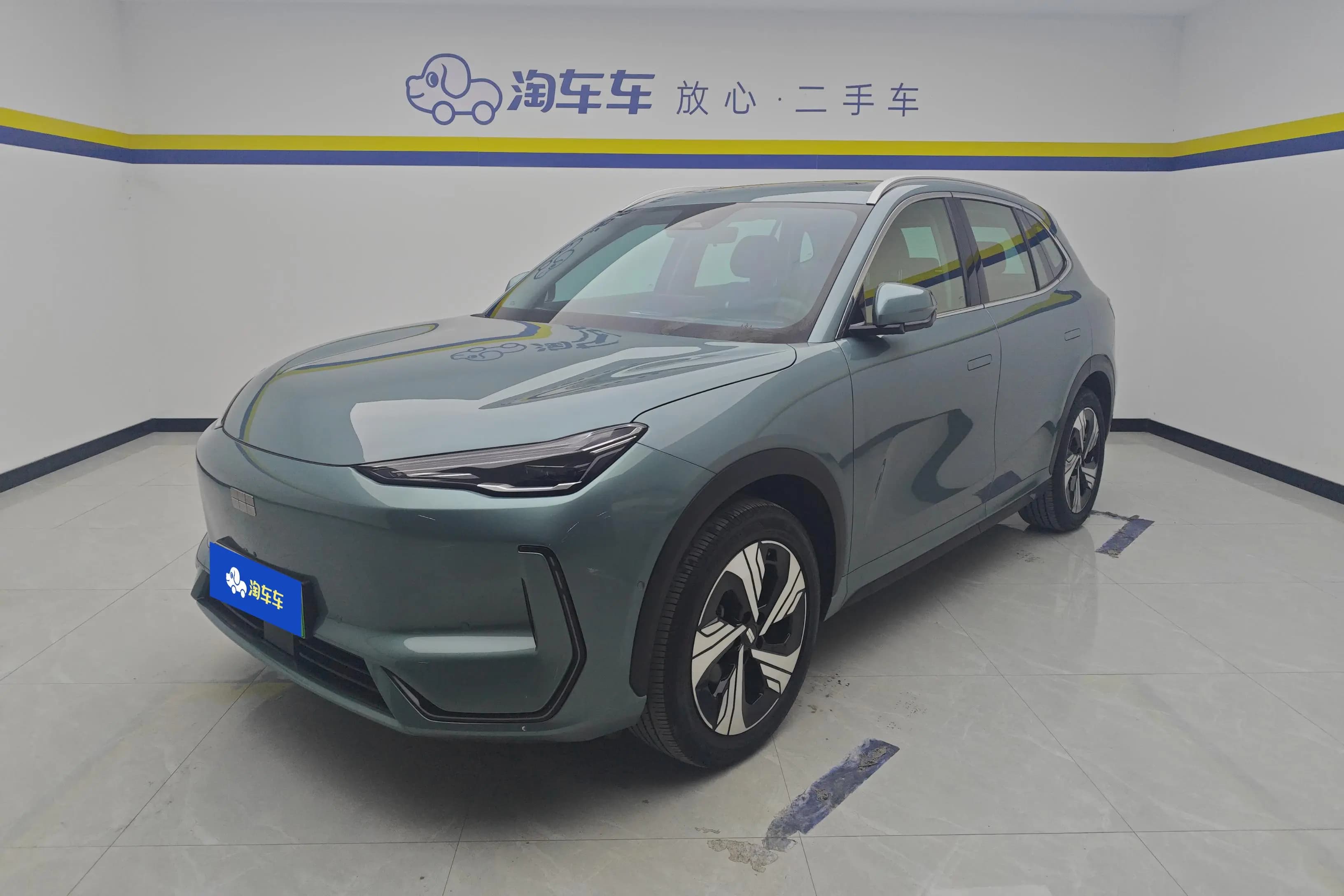 Geely Galaxy E5 2024 г. 15856 км.