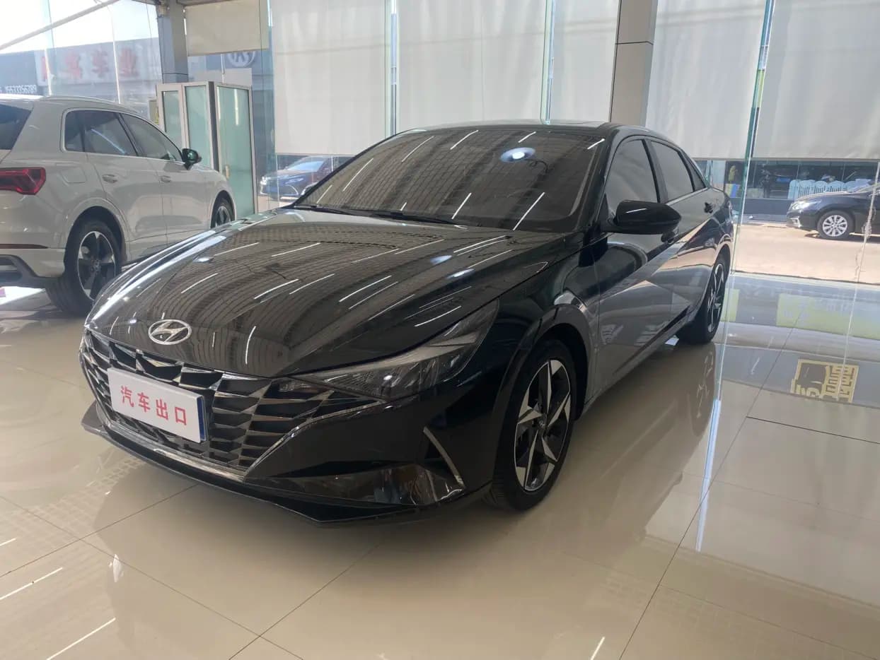 Hyundai Elantra 2021 г. 29239 км.
