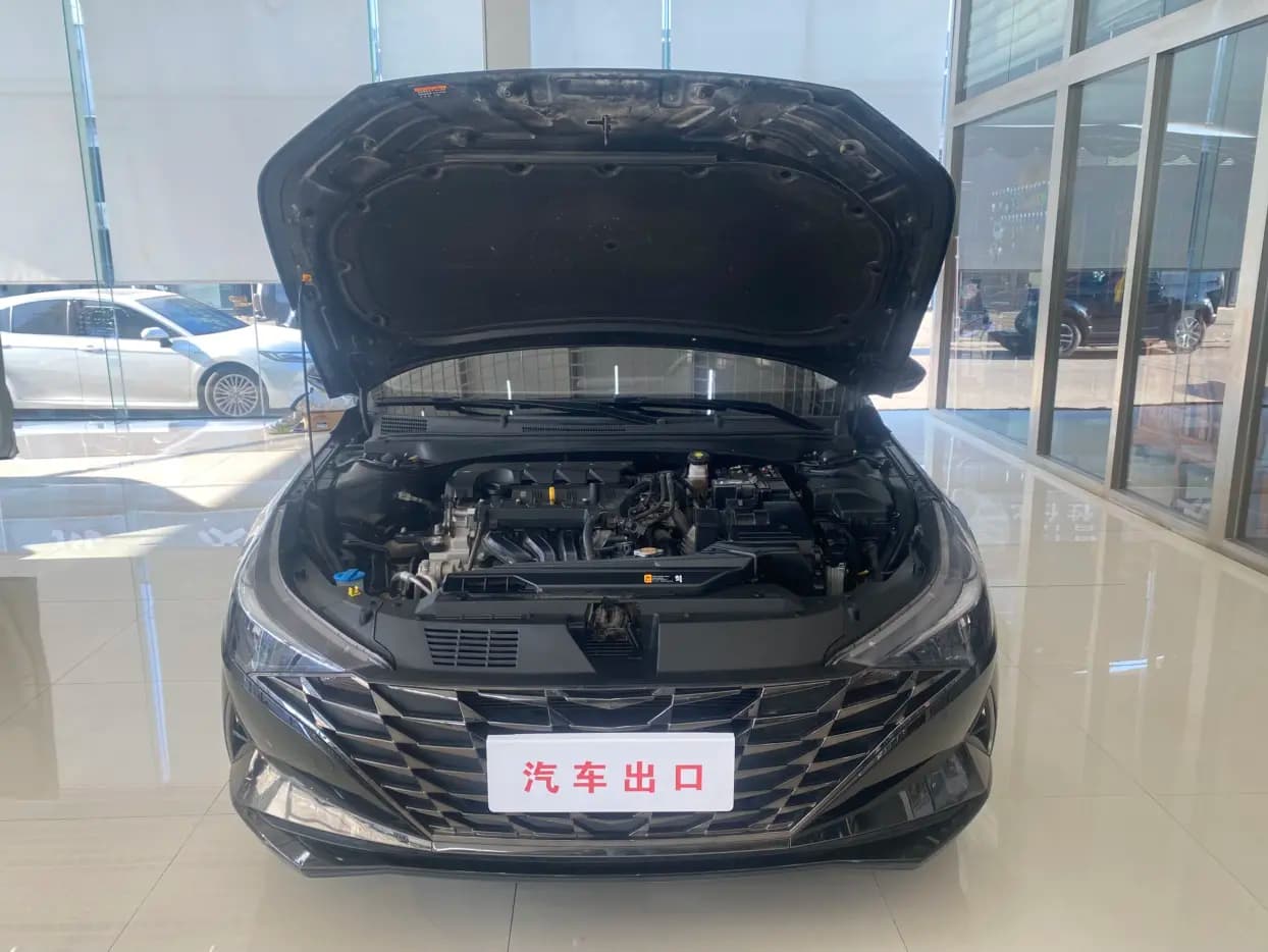 Hyundai Elantra 2021 г. 29239 км. — фото 10