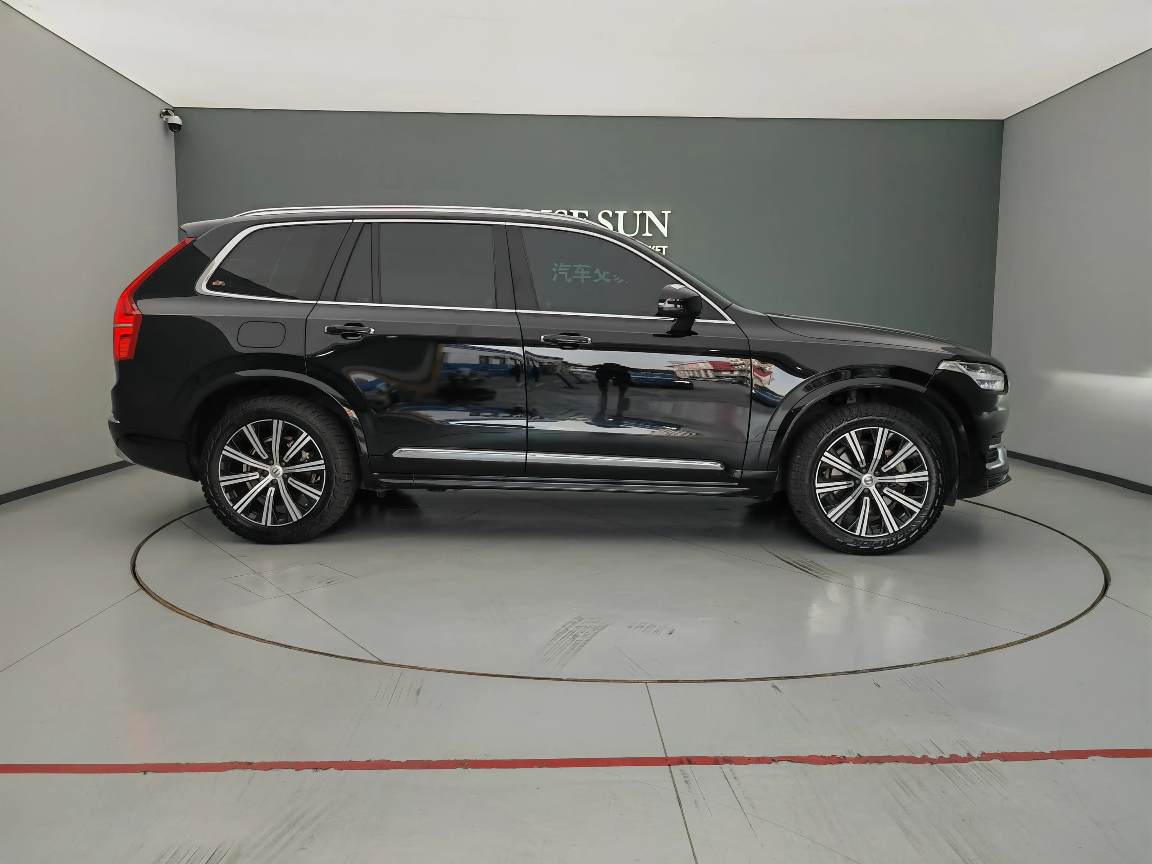 Volvo XC90 2022 г. 50087 км. — фото 5