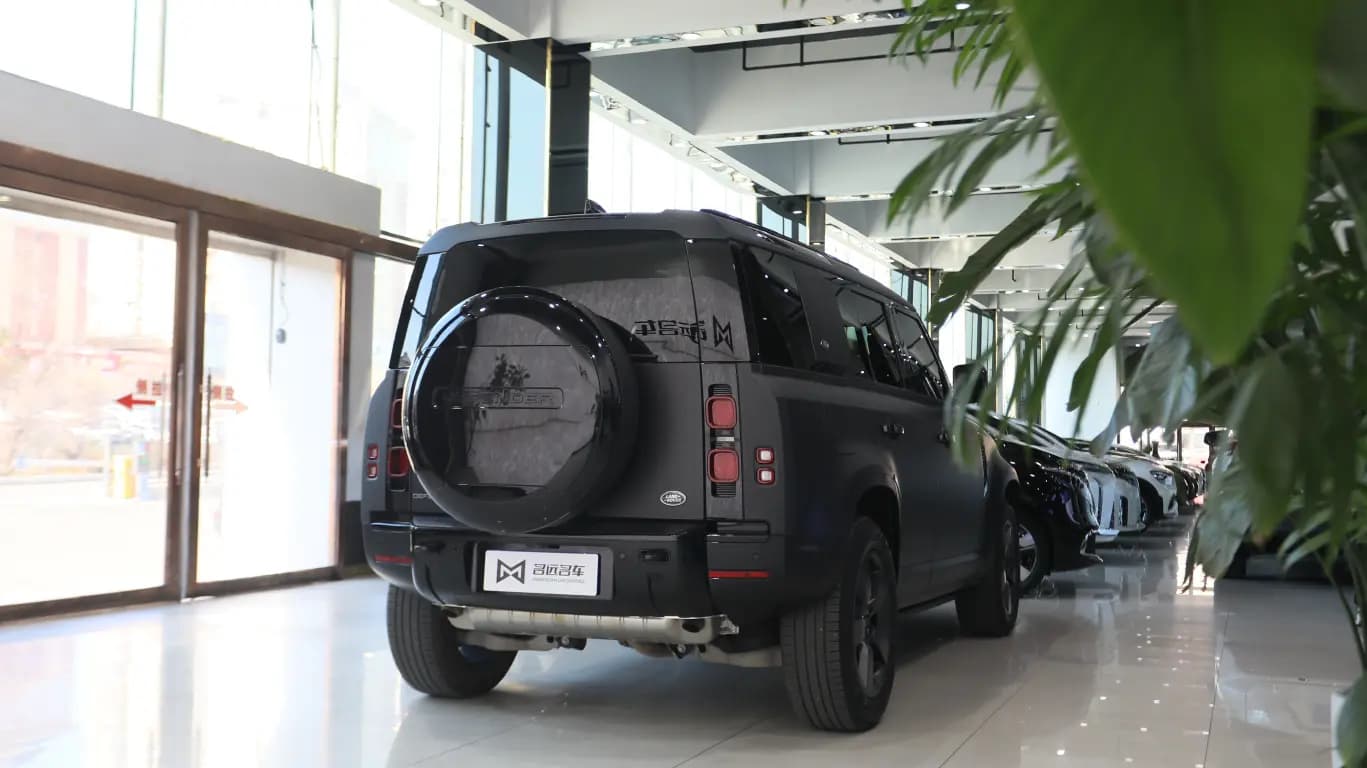 Land Rover Guard 2024 г. 28048 км. — фото 6
