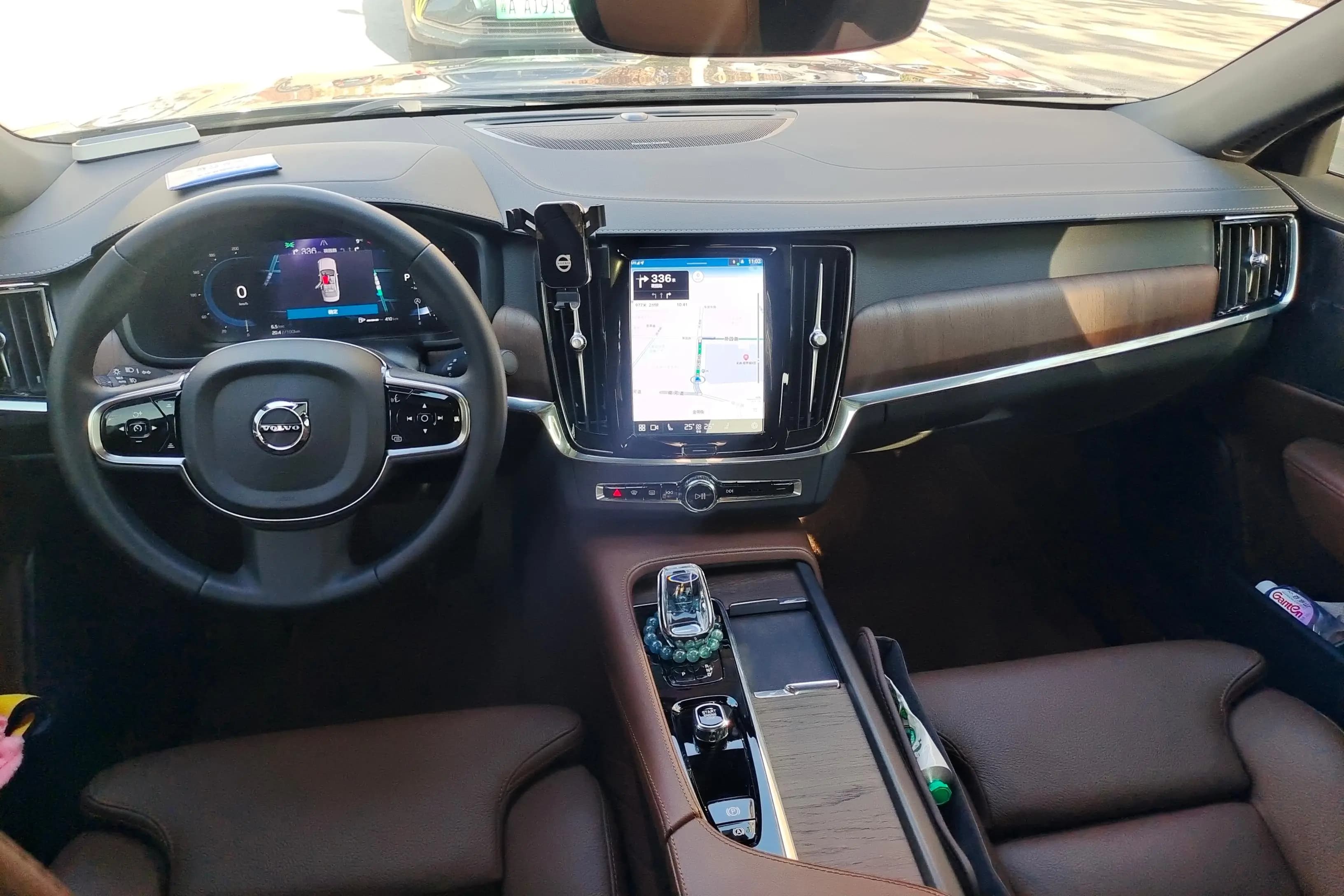 Volvo S90 2023 г. 10786 км. — фото 13