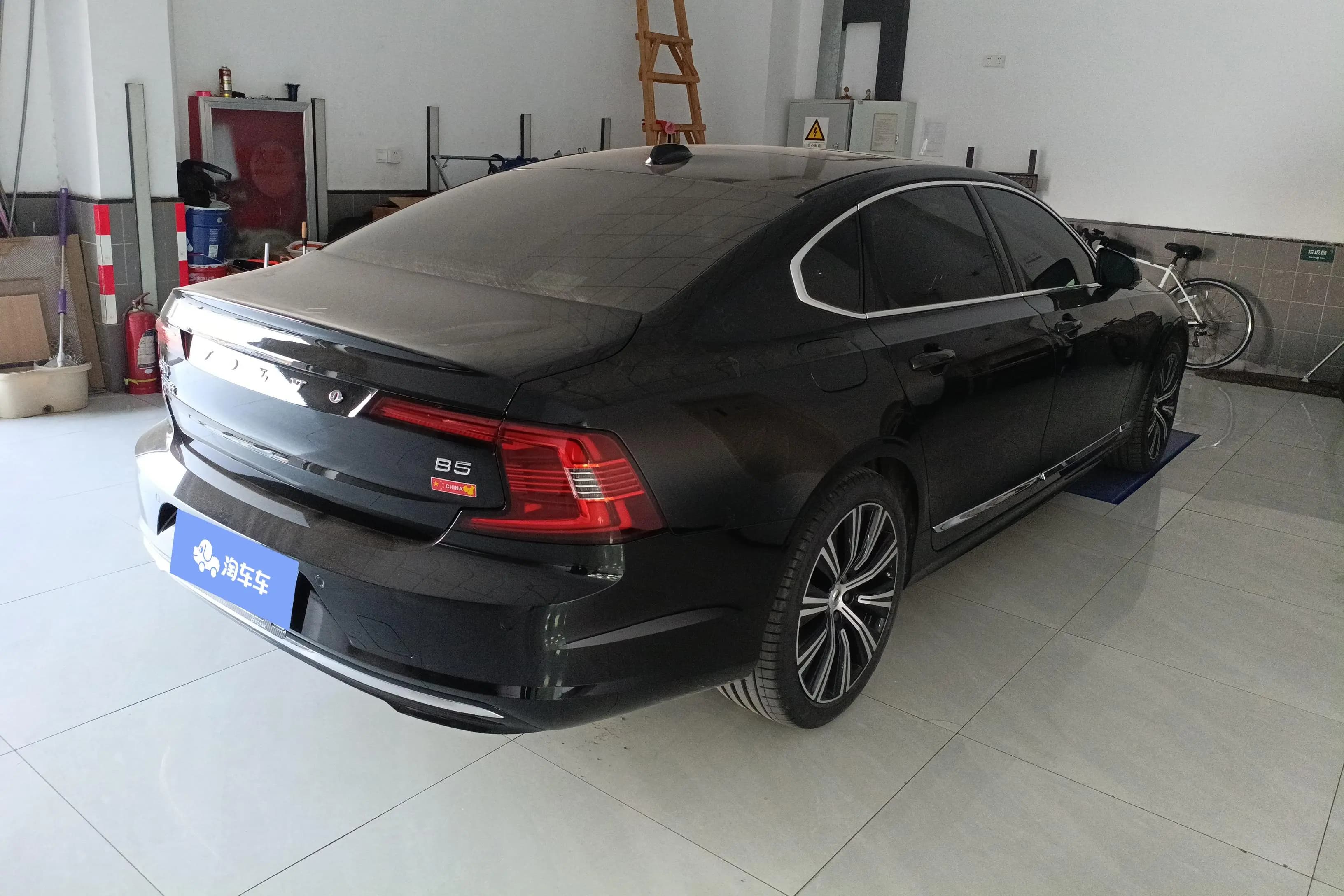 Volvo S90 2023 г. 10786 км. — фото 3