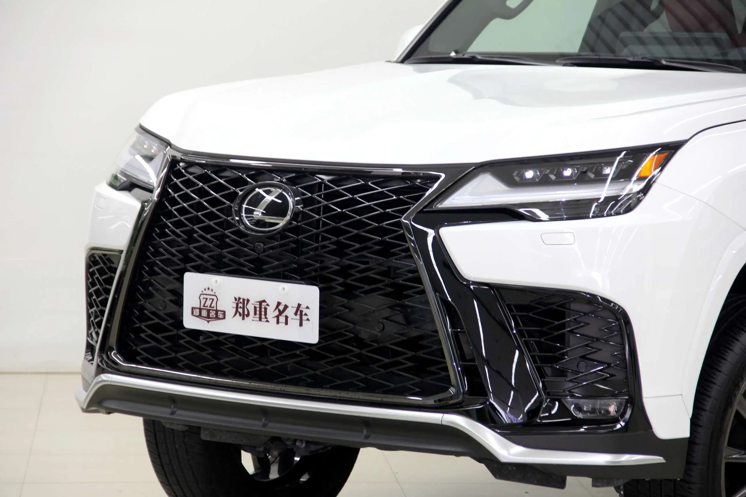 Lexus LX 2023 г. 23062 км. — фото 18
