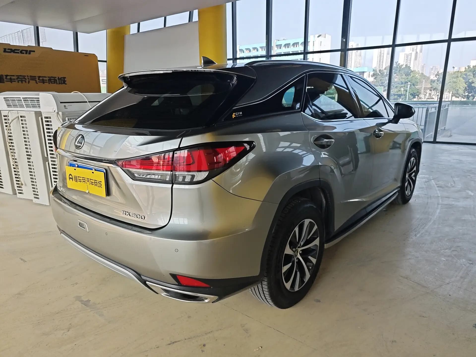 Lexus RX 2021 г. 64871 км. — фото 4