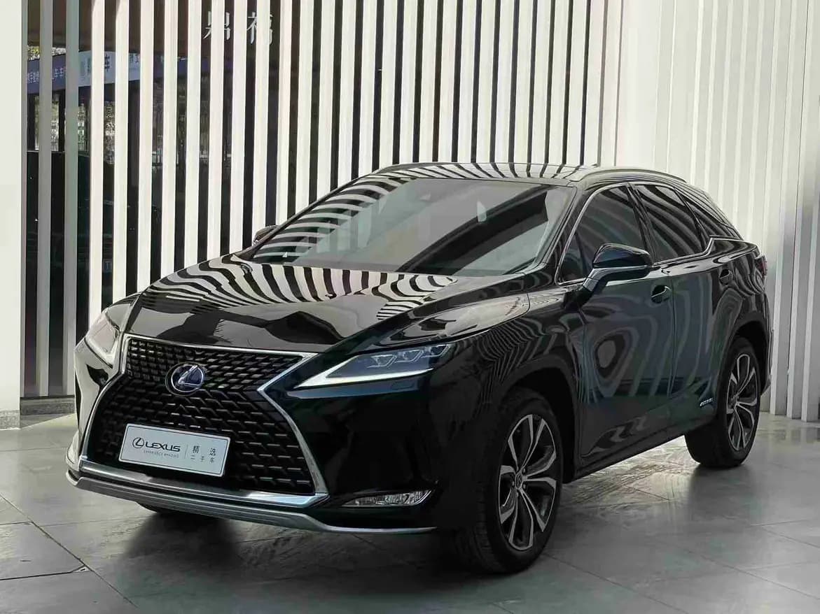 Lexus RX 2022 г. 68070 км.