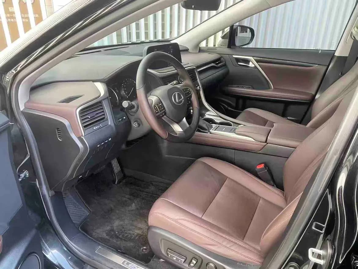 Lexus RX 2022 г. 68070 км. — фото 7