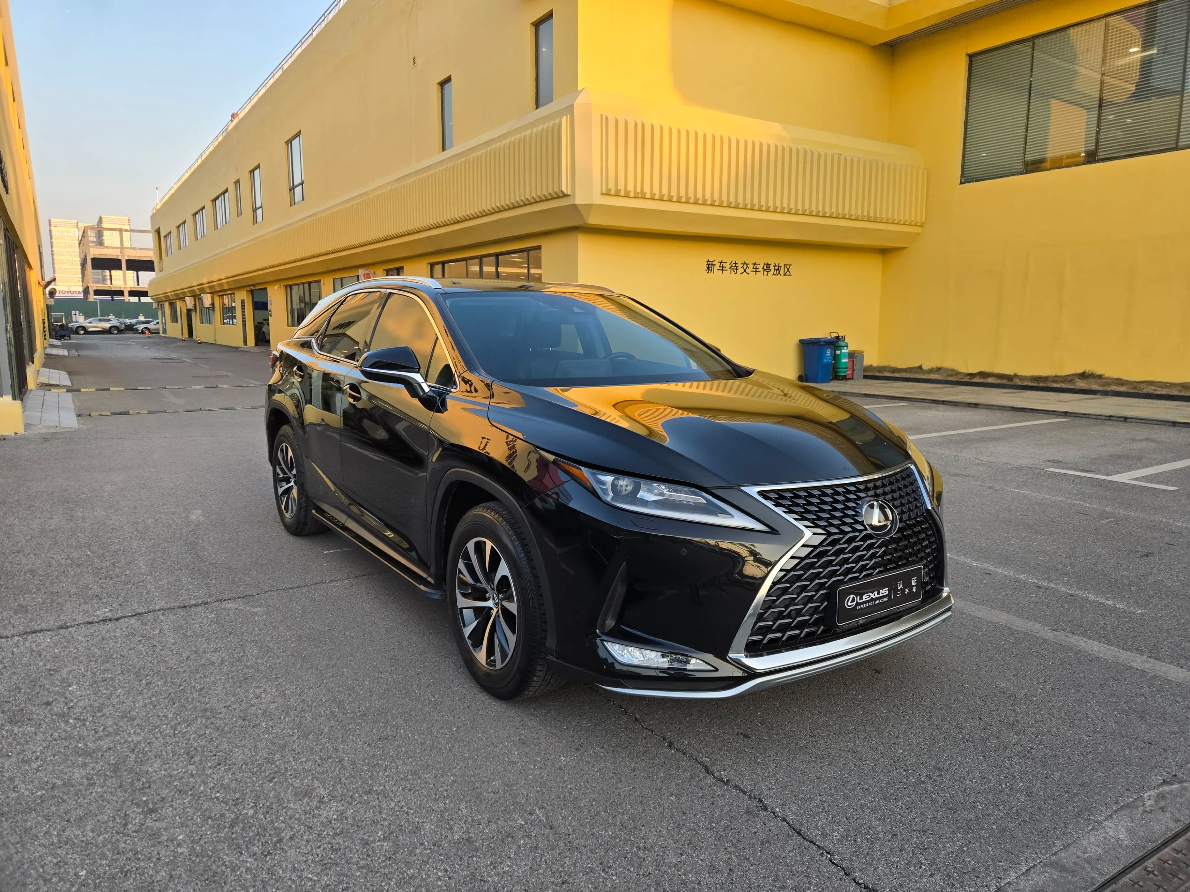 Lexus RX 2021 г. 57066 км. — фото 3