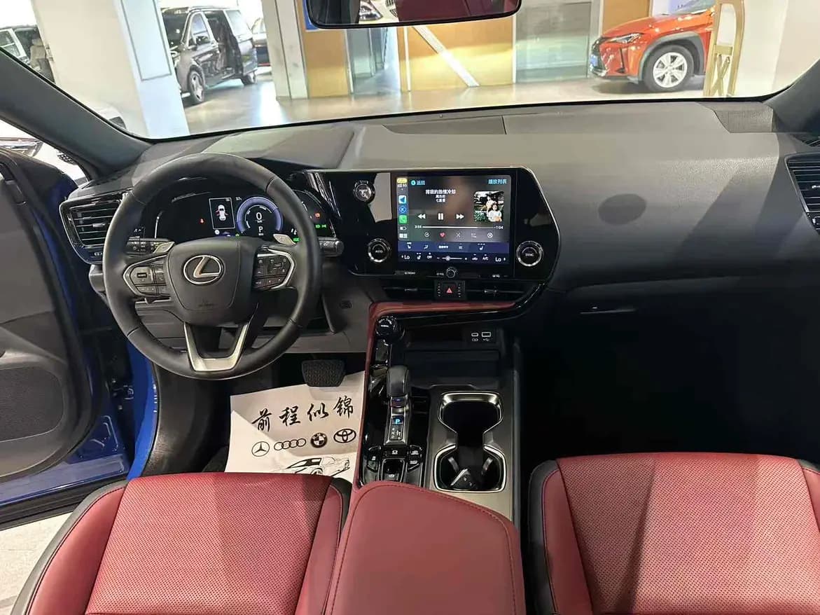 Lexus NX PHEV 2022 г. 50148 км. — фото 6