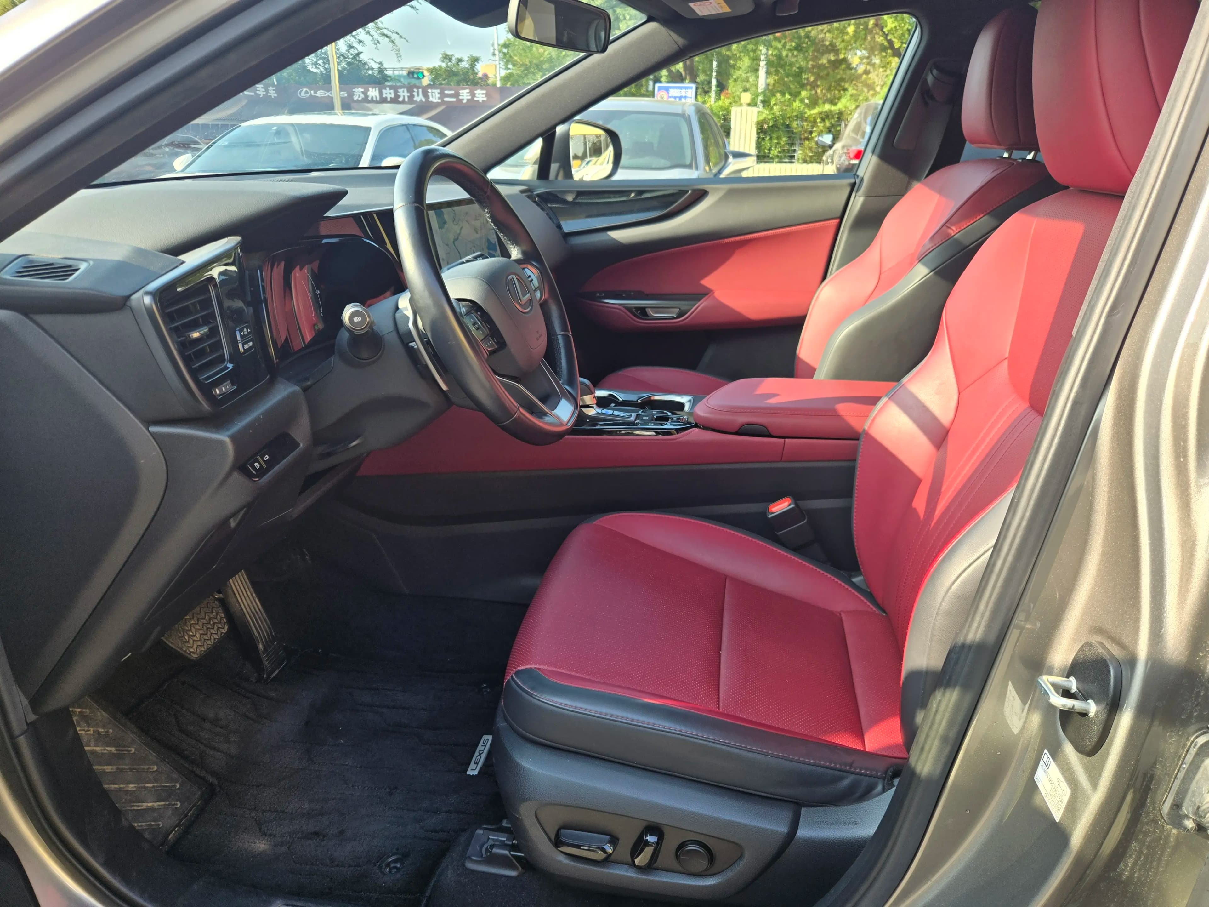 Lexus NX 2023 г. 56149 км. — фото 11