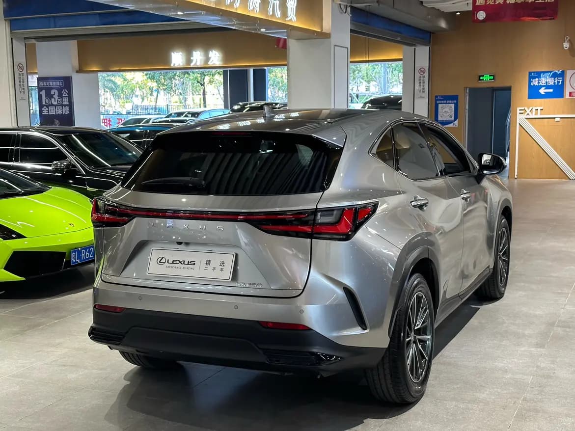 Lexus NX 2023 г. 18002 км. — фото 4