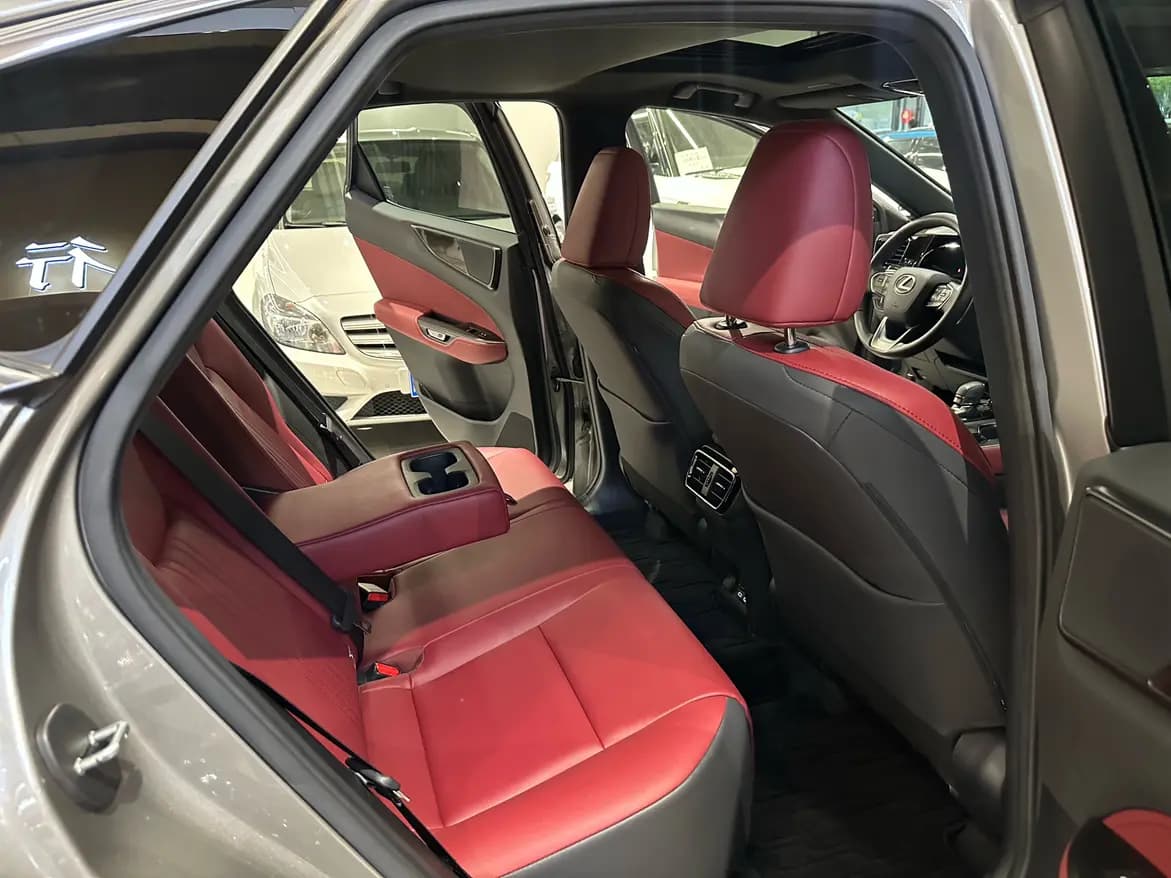 Lexus NX 2023 г. 39003 км. — фото 5