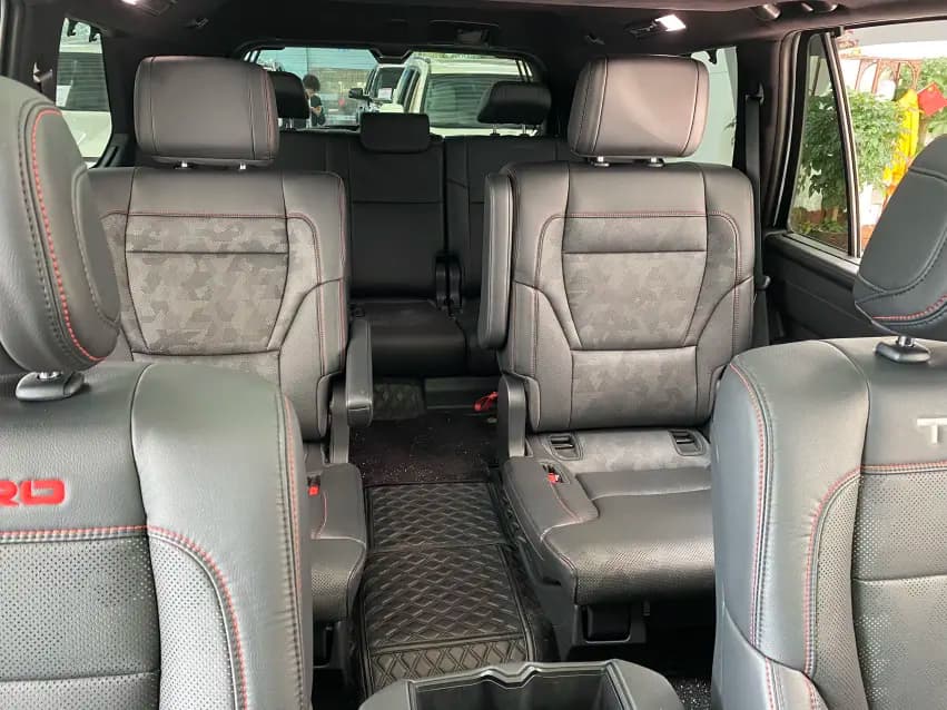 Toyota Sequoia 2024 г. 38087 км. — фото 15