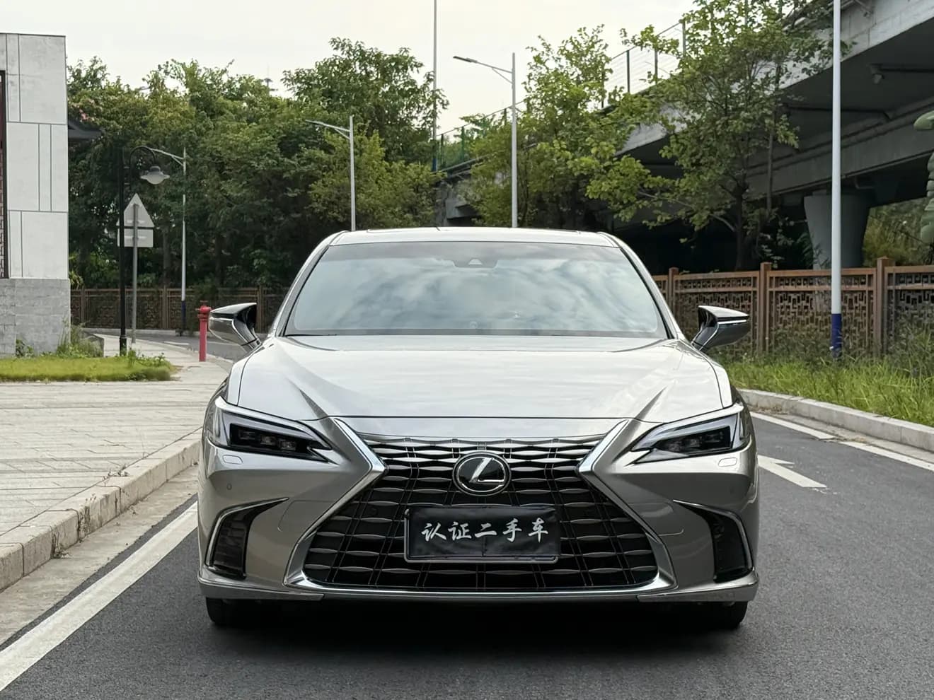 Lexus ES 2025 г. 20000 км. — фото 2