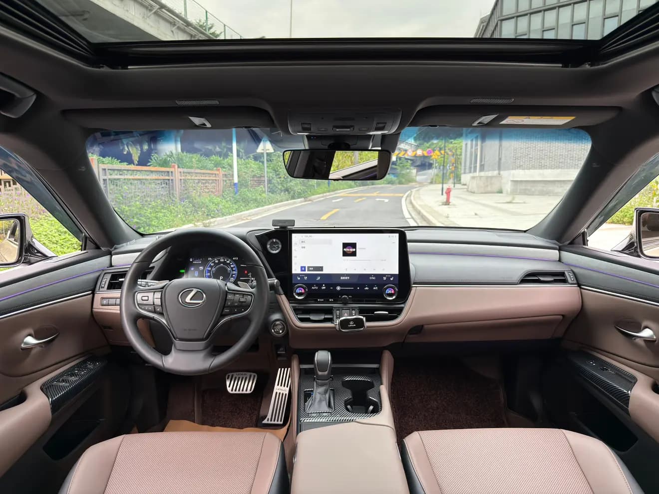 Lexus ES 2025 г. 20000 км. — фото 12