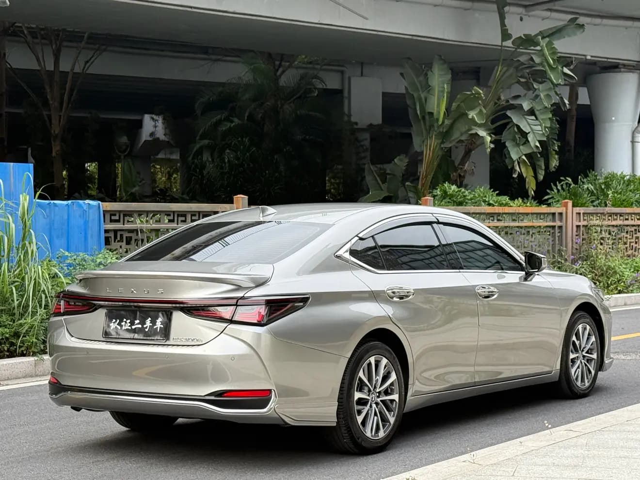 Lexus ES 2025 г. 20000 км. — фото 4