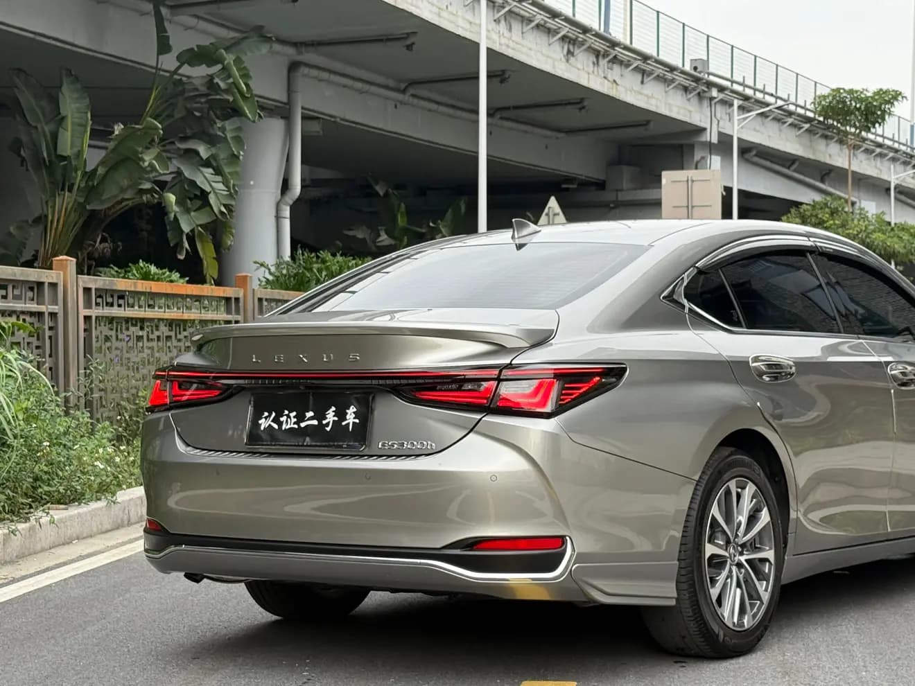 Lexus ES 2025 г. 20000 км. — фото 5