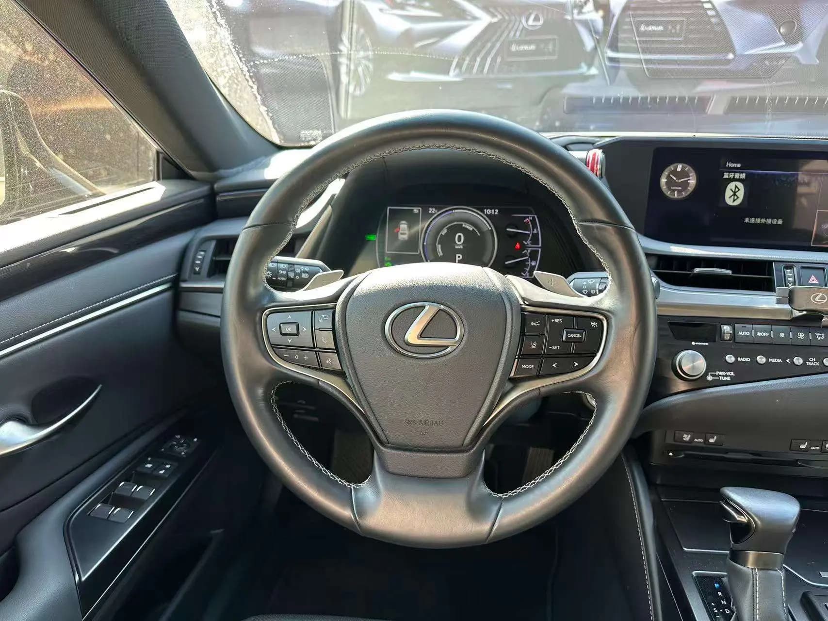 Lexus ES 2021 г. 26000 км. — фото 6