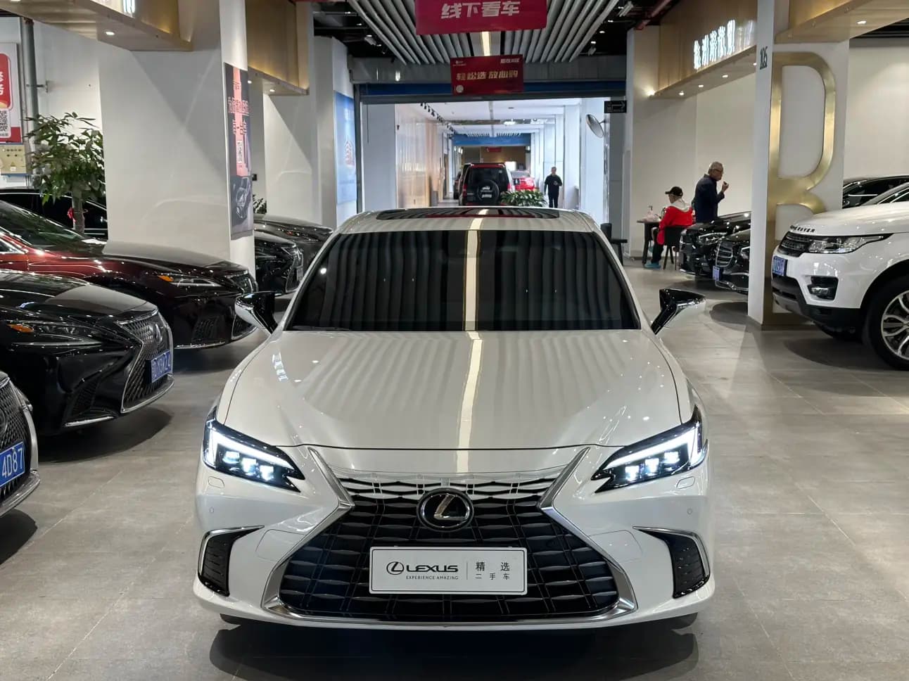 Lexus ES 2024 г. 9017 км. — фото 2