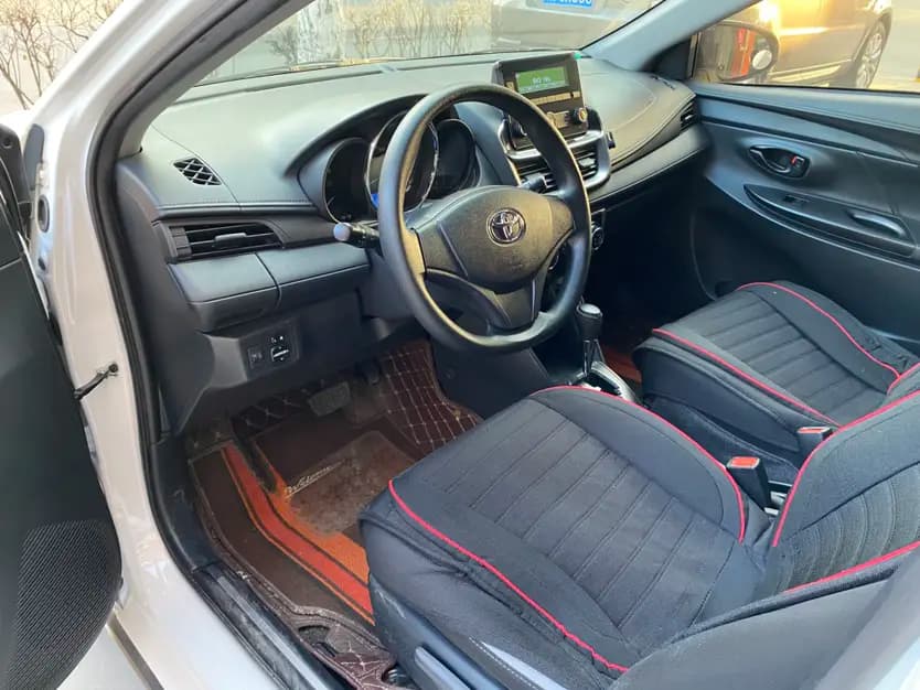 Toyota Yaris L 2021 г. 30024 км. — фото 11