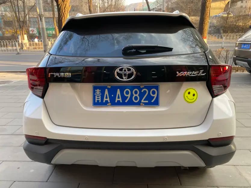Toyota Yaris L 2021 г. 30024 км. — фото 5
