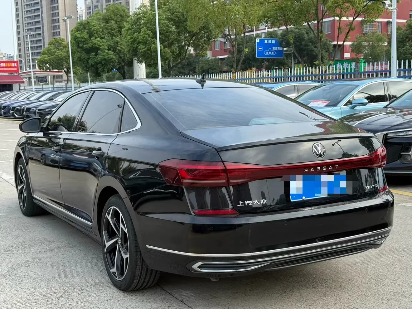 Volkswagen Passat 2023 г. 18055 км. — фото 5