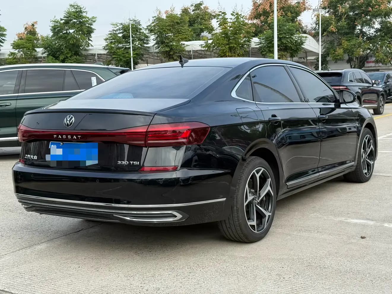 Volkswagen Passat 2023 г. 18055 км. — фото 7
