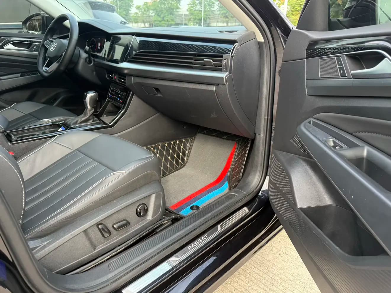Volkswagen Passat 2023 г. 18055 км. — фото 9