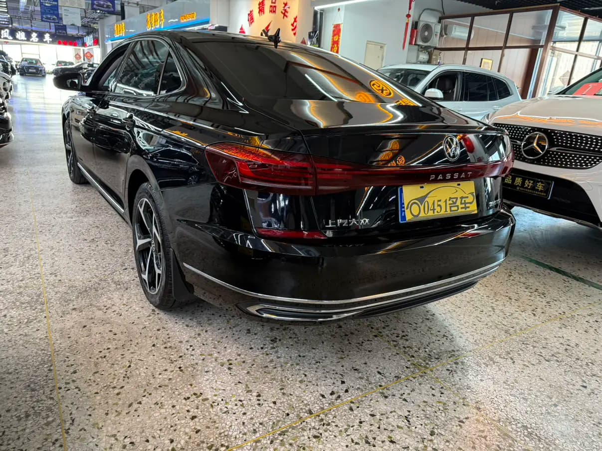 Volkswagen Passat 2025 г. 30057 км. — фото 4