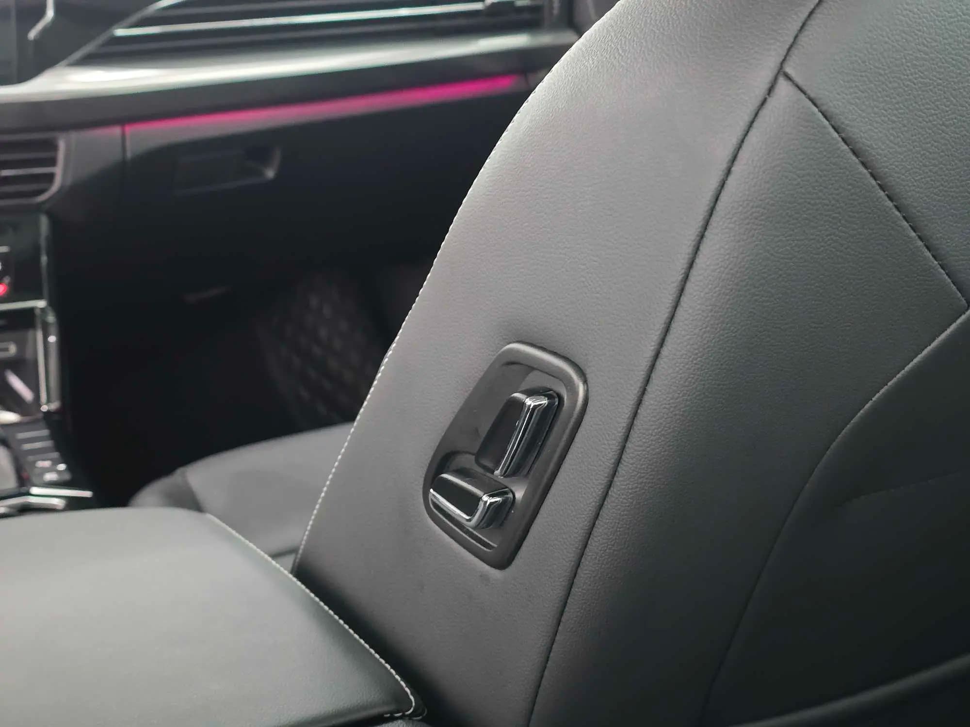 Volkswagen Passat 2024 г. 32058 км. — фото 19