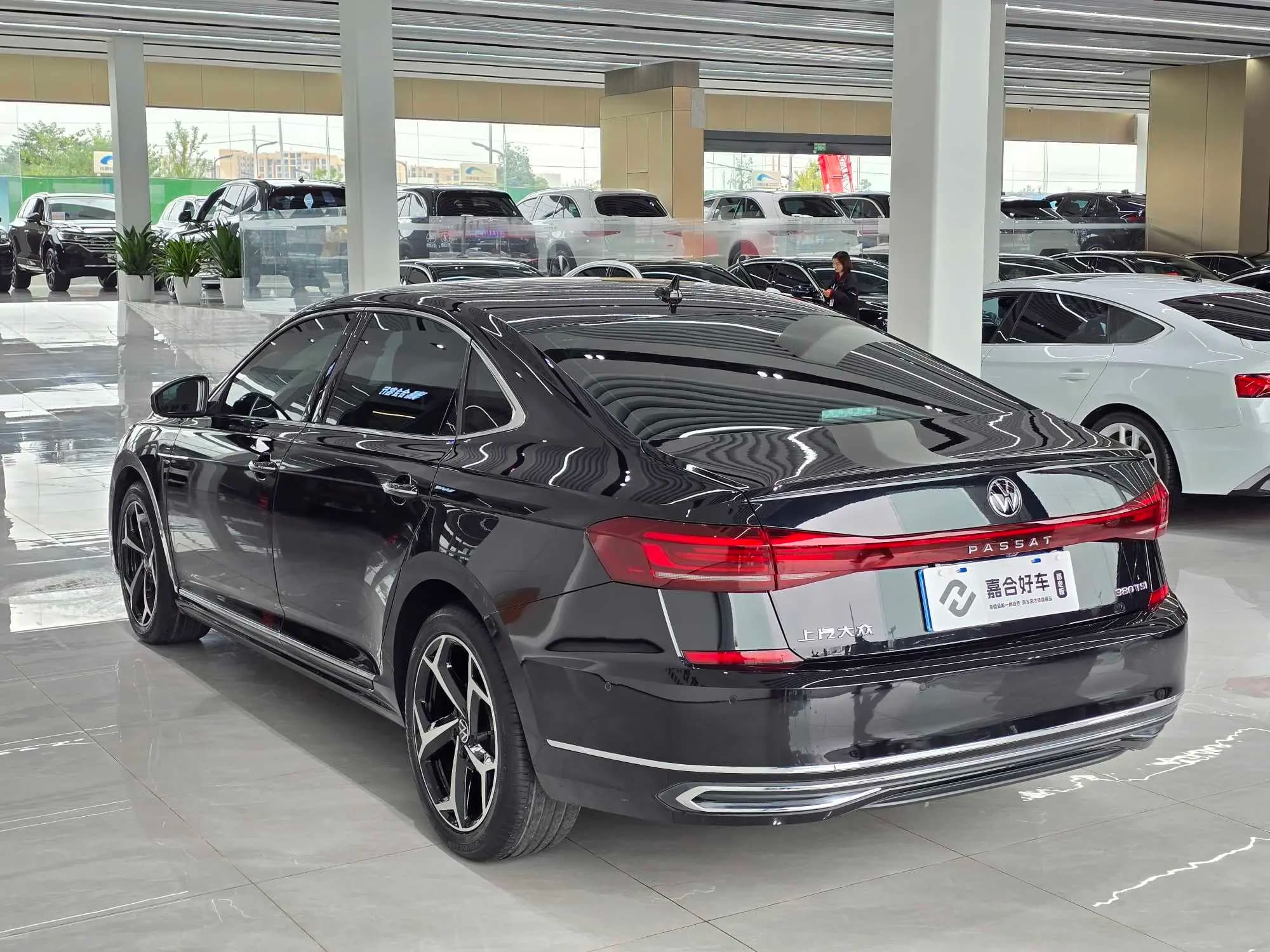 Volkswagen Passat 2024 г. 32058 км. — фото 4