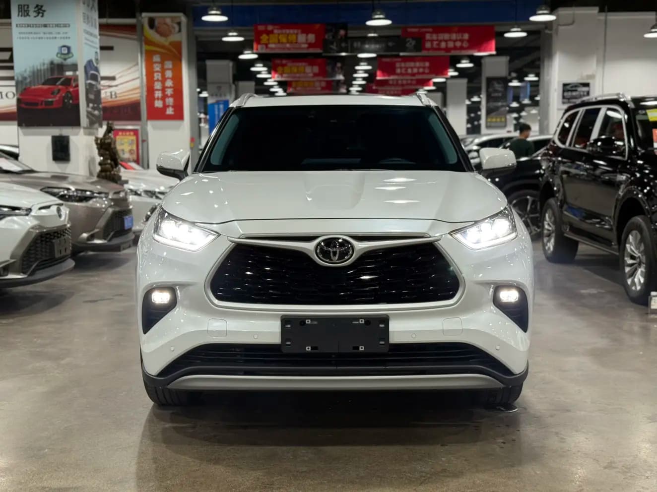 Toyota Highlander 2025 г. 15003 км. — фото 2