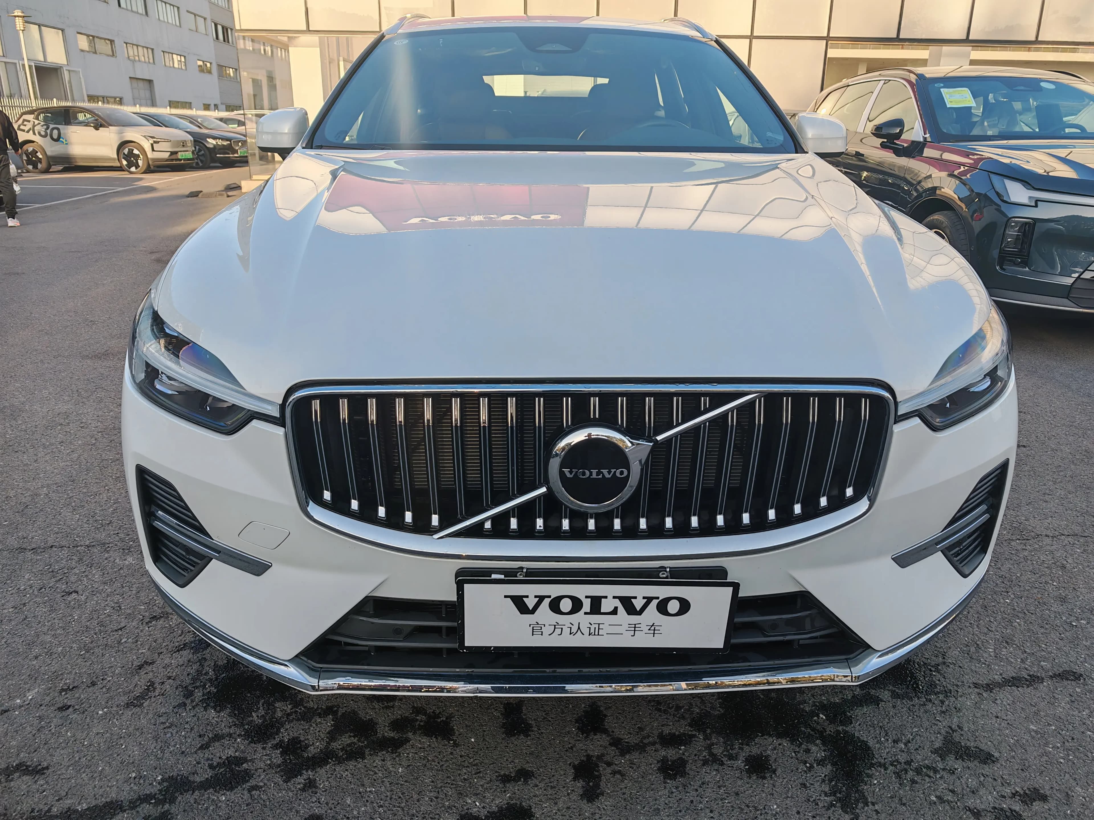Volvo XC60 2025 г. 6036 км. — фото 2
