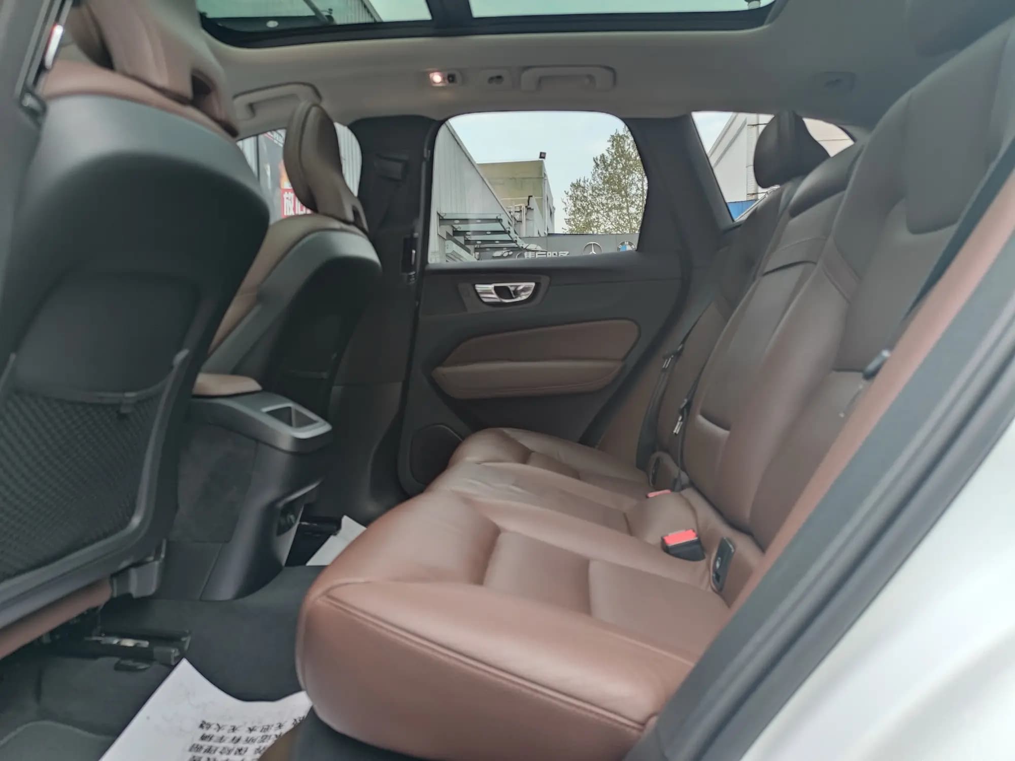 Volvo XC60 2021 г. 97037 км. — фото 15