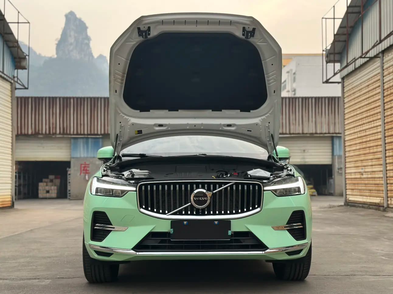 Volvo XC60 2024 г. 9538 км. — фото 9