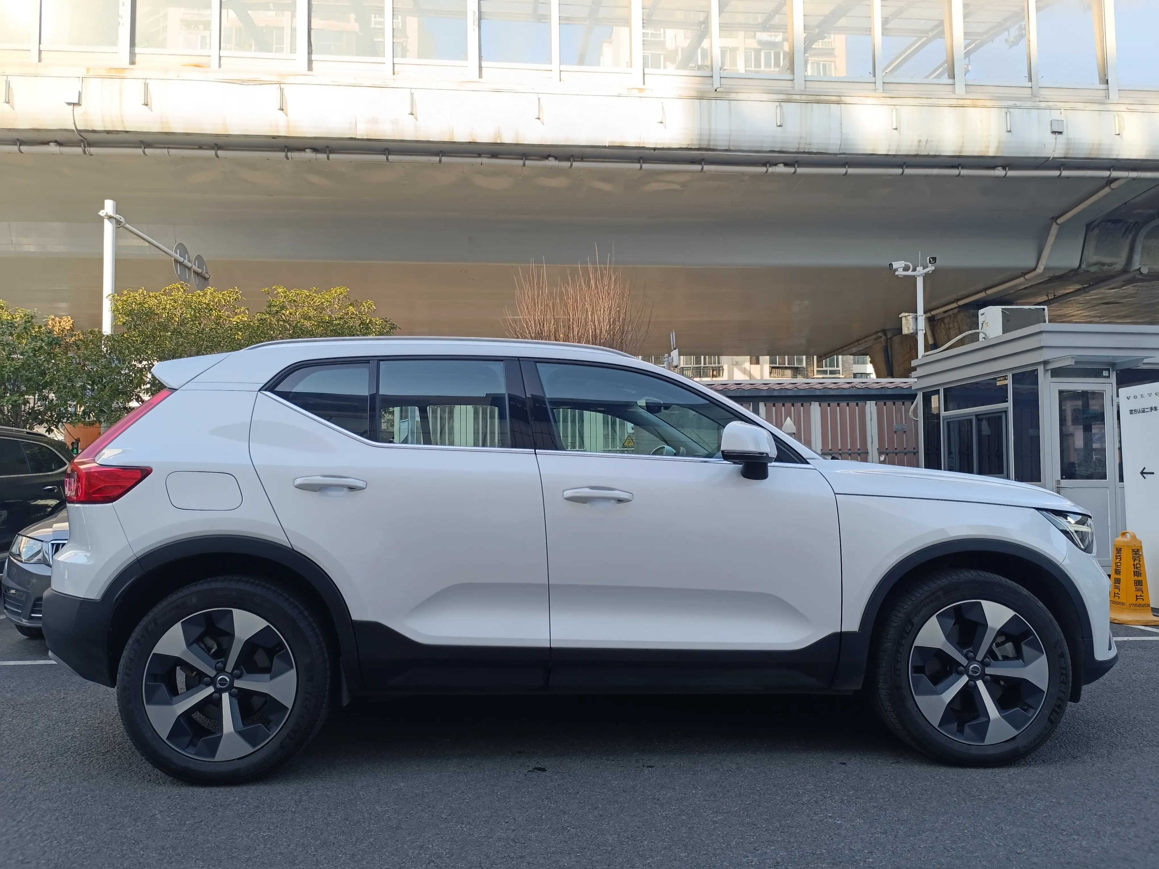 Volvo XC40 2024 г. 9042 км. — фото 8