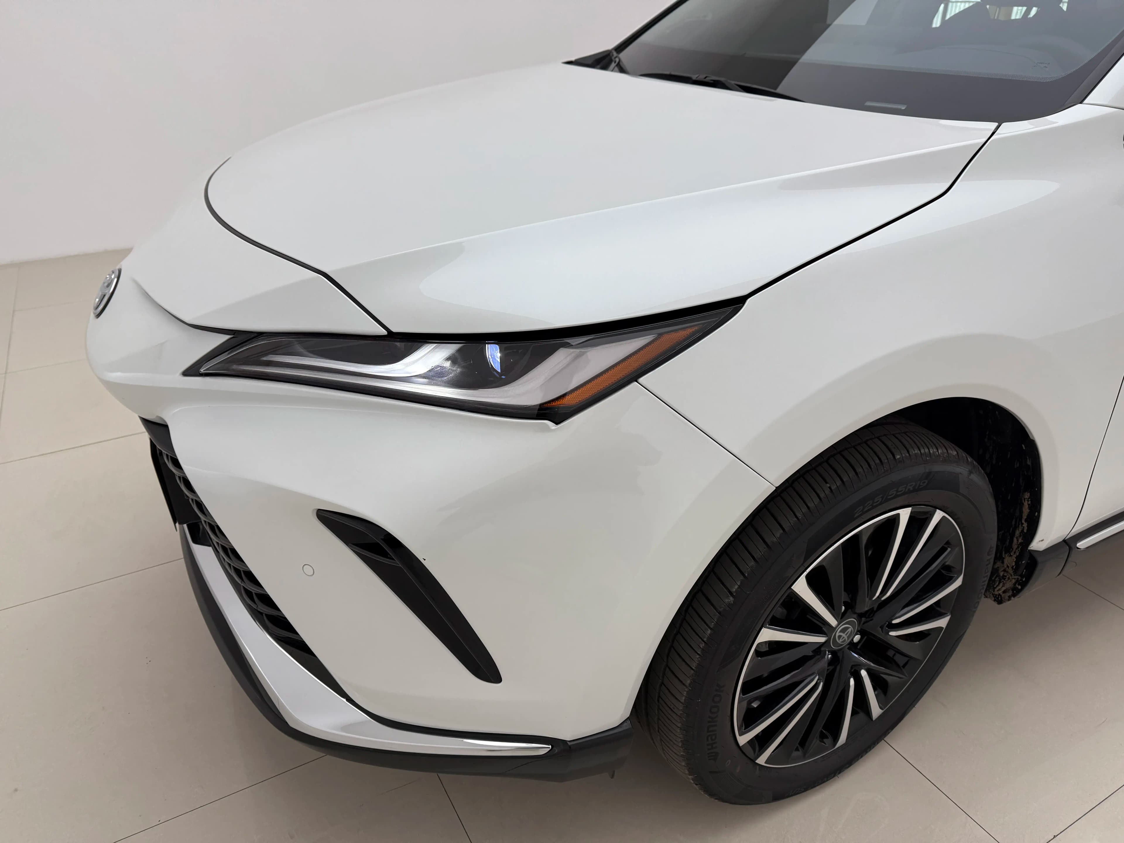 Toyota Venza 2024 г. 23385 км. — фото 12