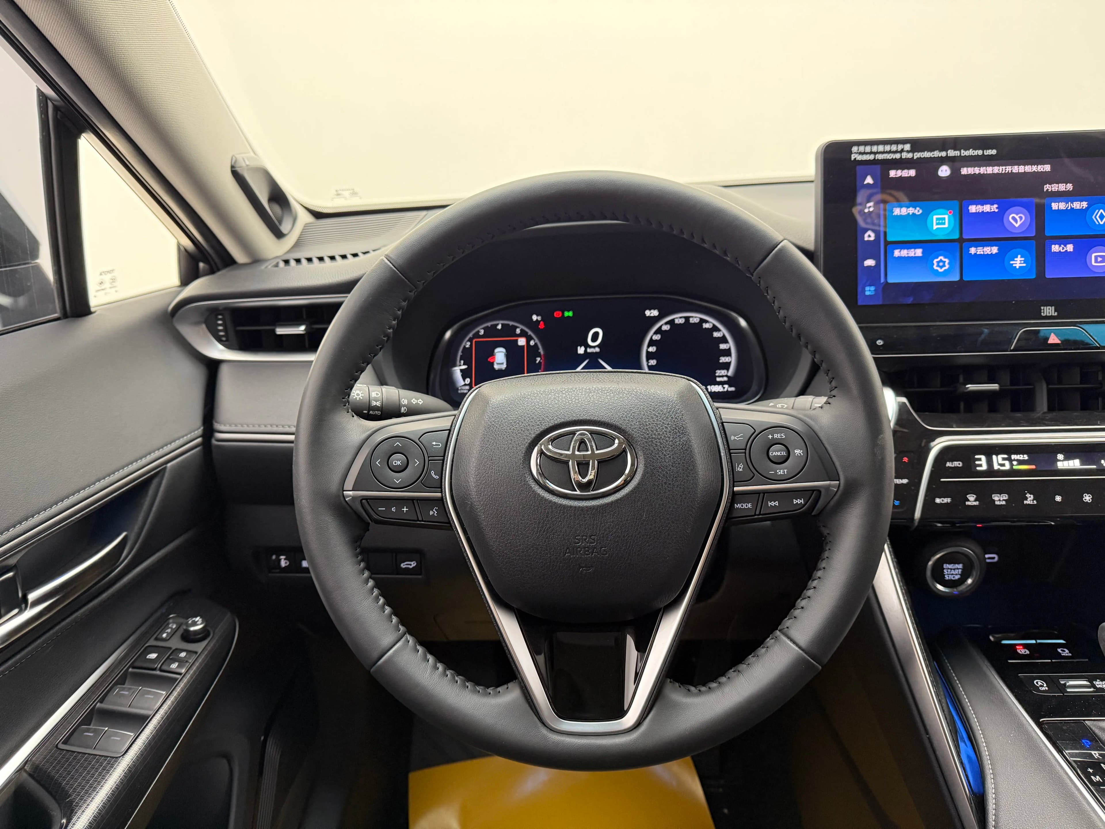 Toyota Venza 2024 г. 23385 км. — фото 16
