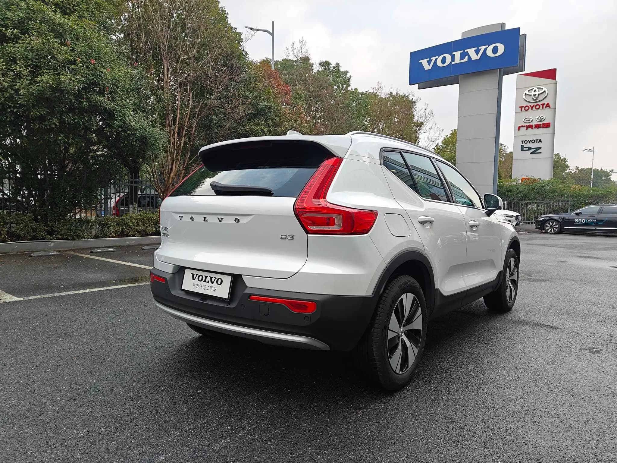 Volvo XC40 2025 г. 4246 км. — фото 4