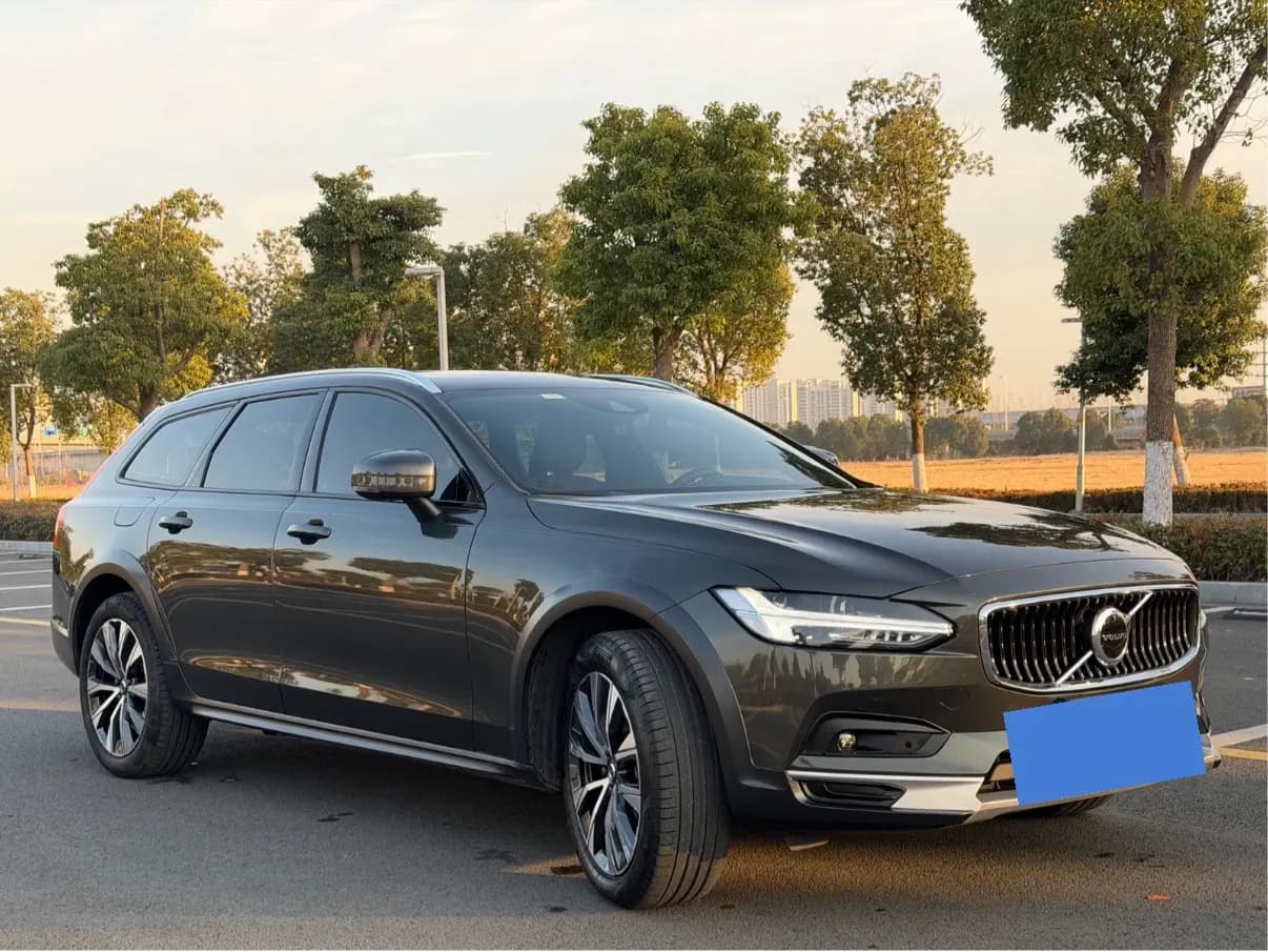 Volvo V90 2021 г. 66055 км. — фото 3
