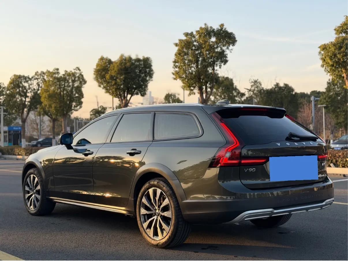 Volvo V90 2021 г. 66055 км. — фото 4