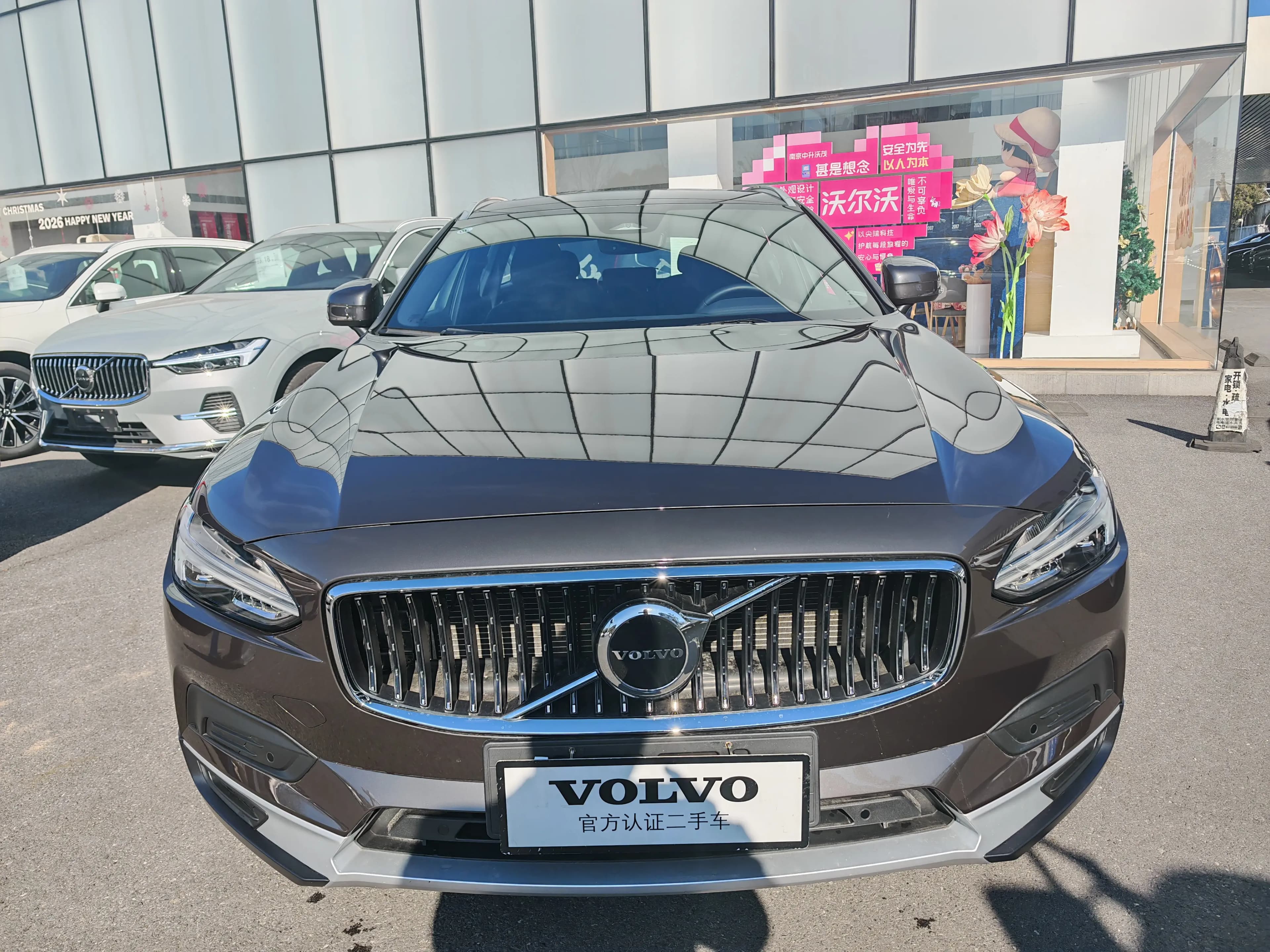Volvo V90 2025 г. 6056 км. — фото 2