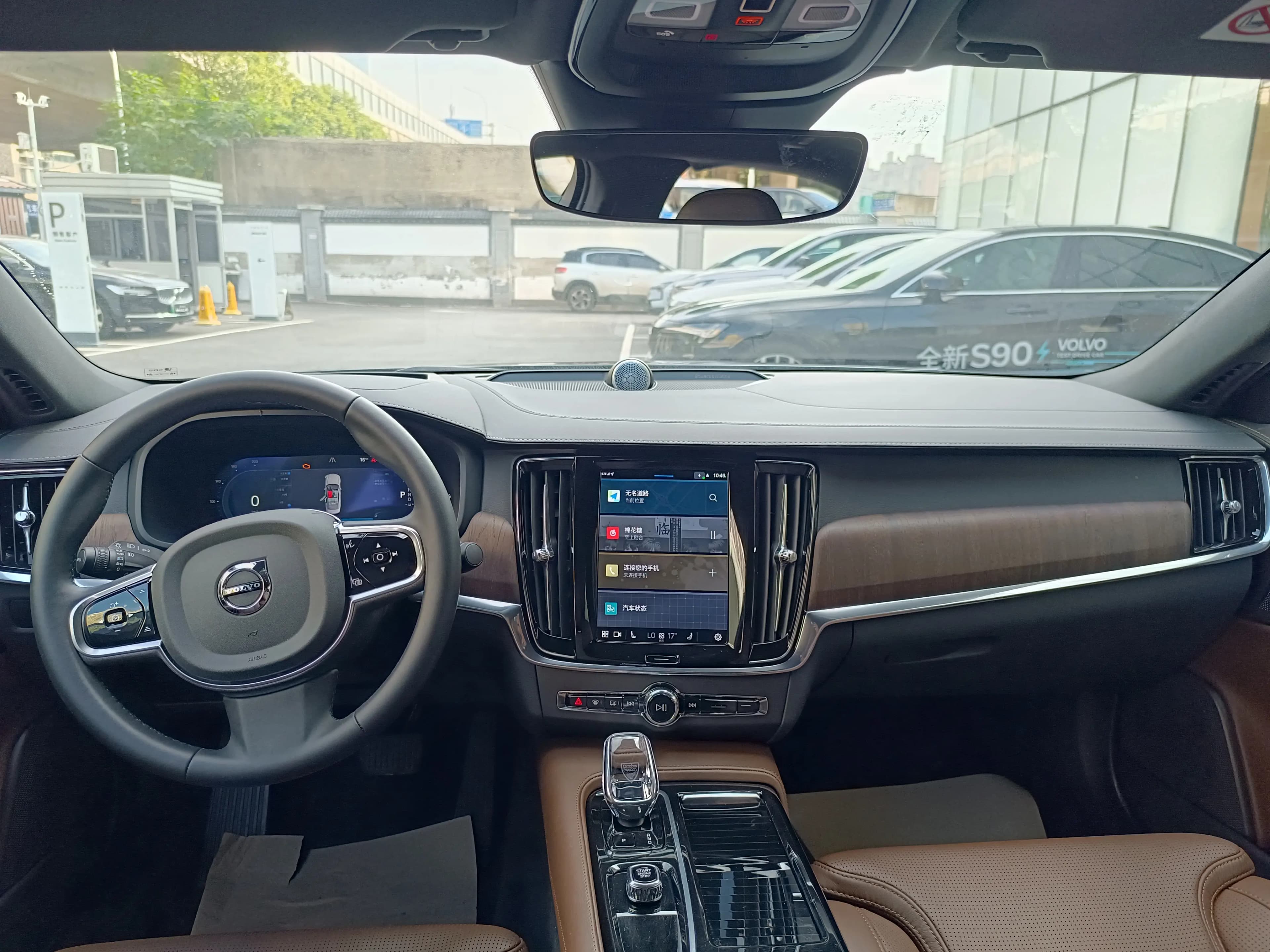 Volvo S90 PHEV 2024 г. 4948 км. — фото 13